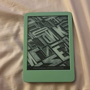 Mint Green Kindle E-Reader